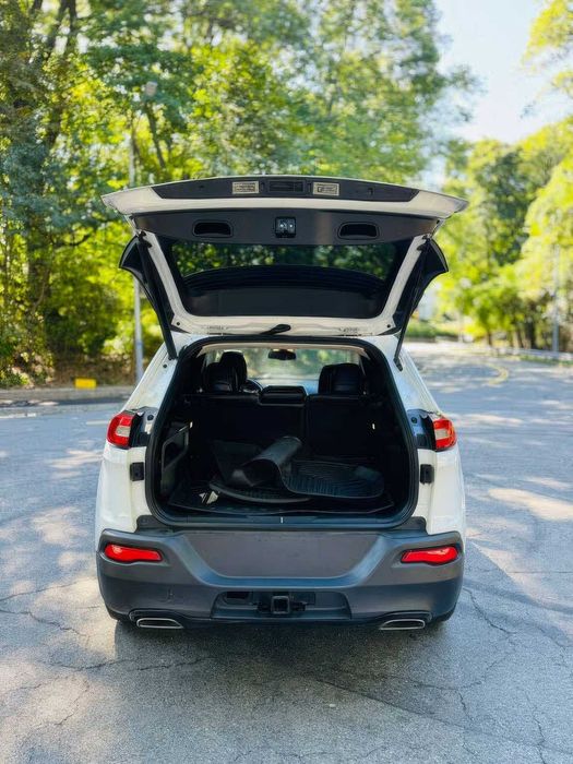 Jeep Cherokee Limited      2016