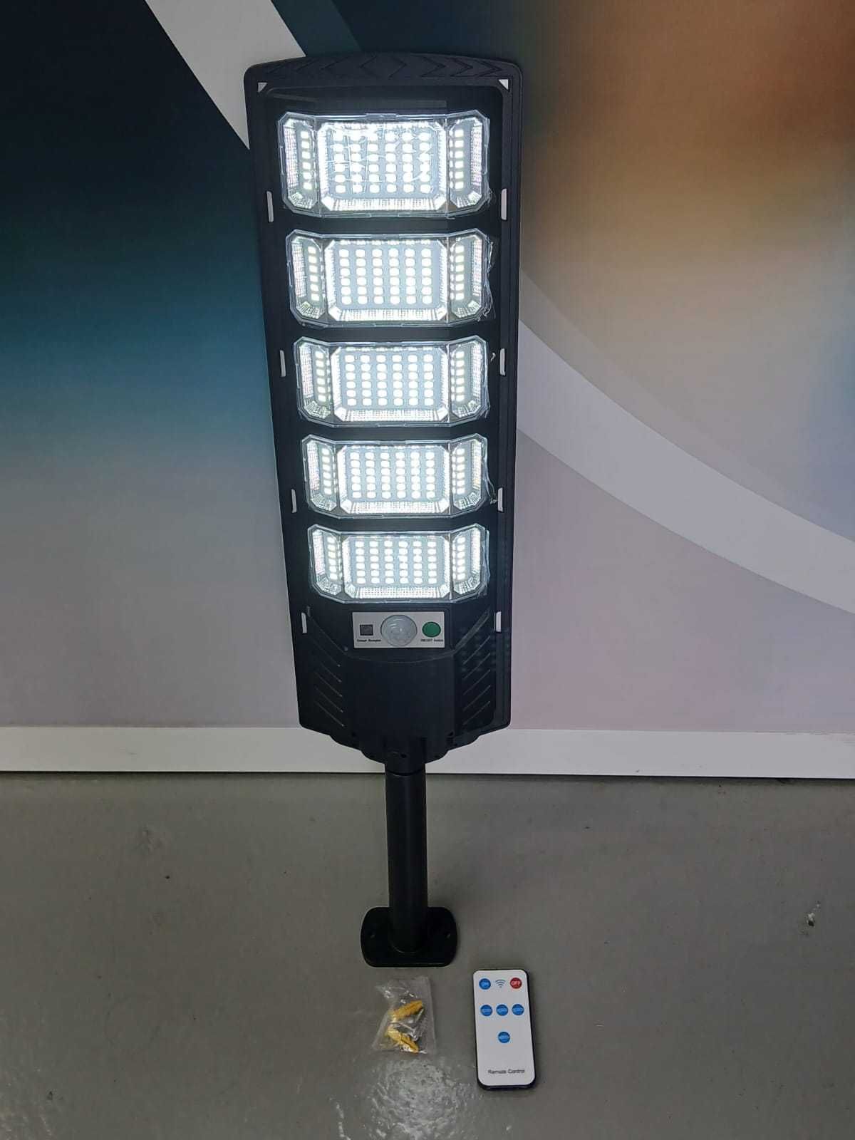 Luz a Energia Solar Nova e Profissional com Comando