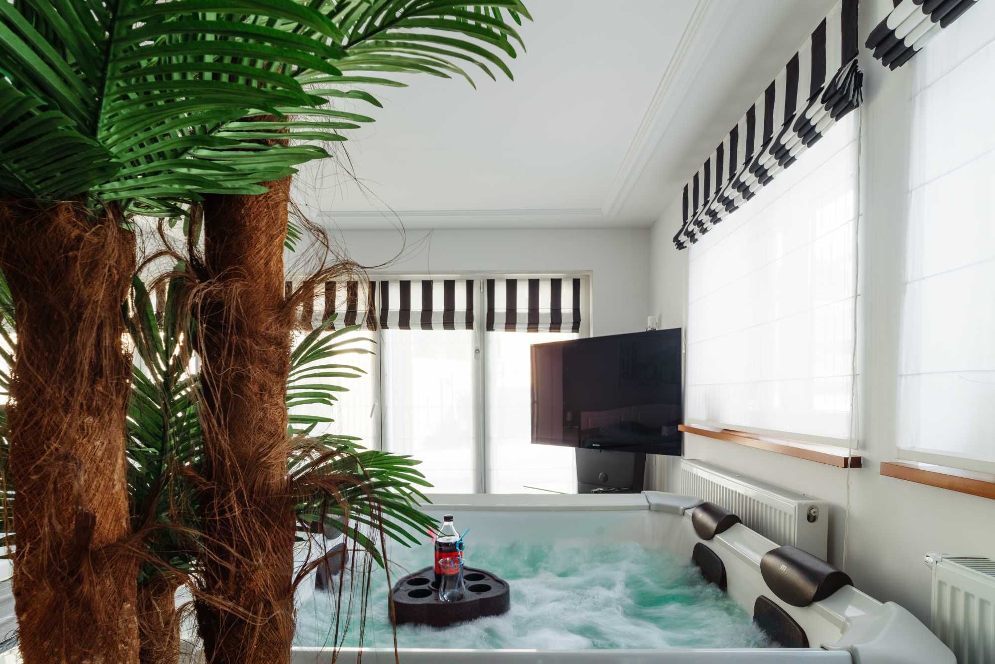 Apartament Domek Nastrojowy LOVE SPA JAUCUZZI w pokoju na wyłączność
