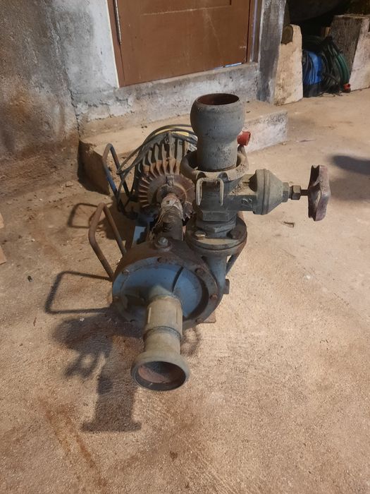 Bomba de Água trifásica