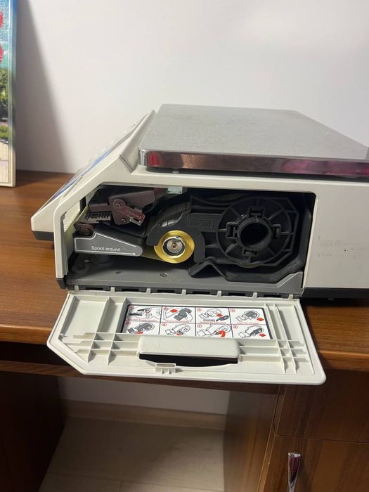 Продам обладнання для магазину Ваги, монітор, чекодрук