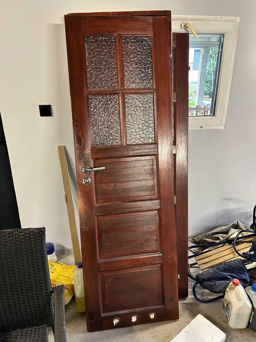 Drzwi drewniane łazienkowe wewnętrzne 60 prawe