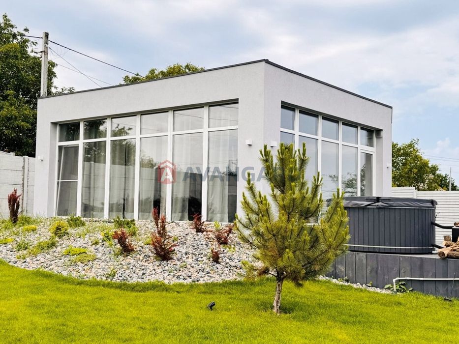 Продам КРАСИВЫЙ МЕДИЙНЫЙ бизнес.Окупаемость 4 года 110000$