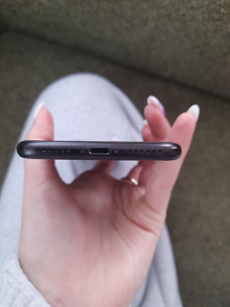 Iphone se 2020 64 всі сім приймає