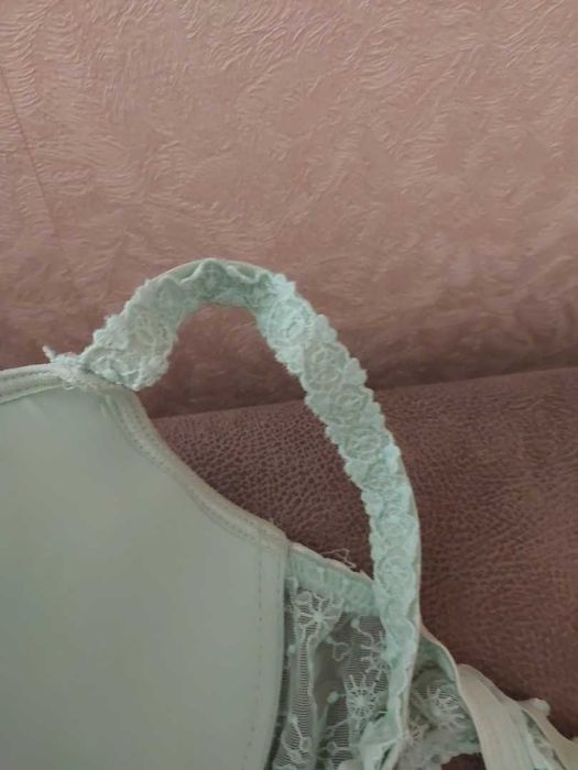 Бюстгальтер 75д мяк