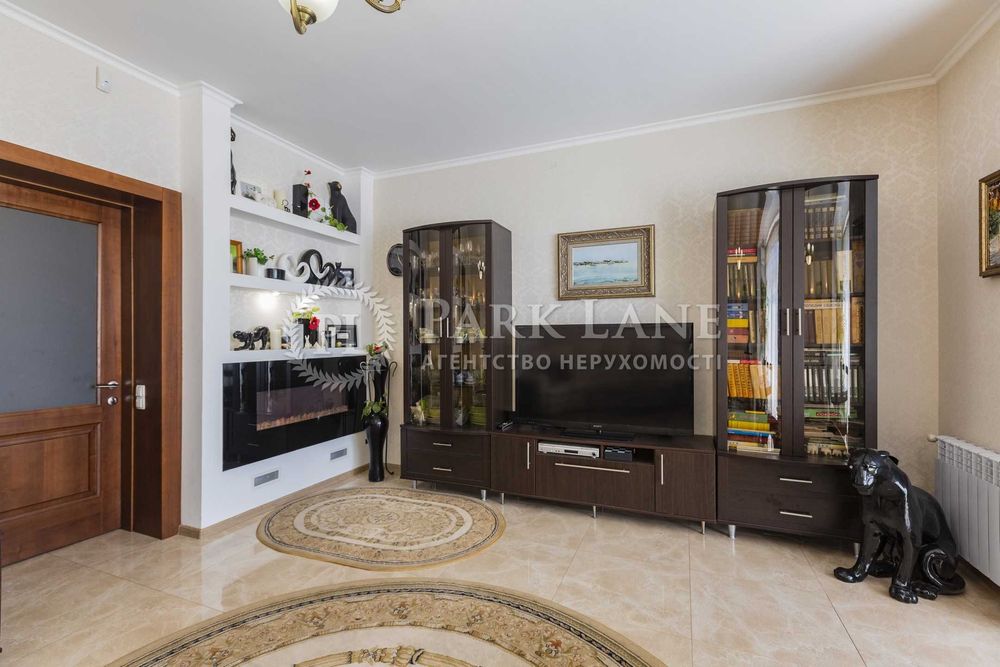 Продаю дом на Печерске по цене квартиры!