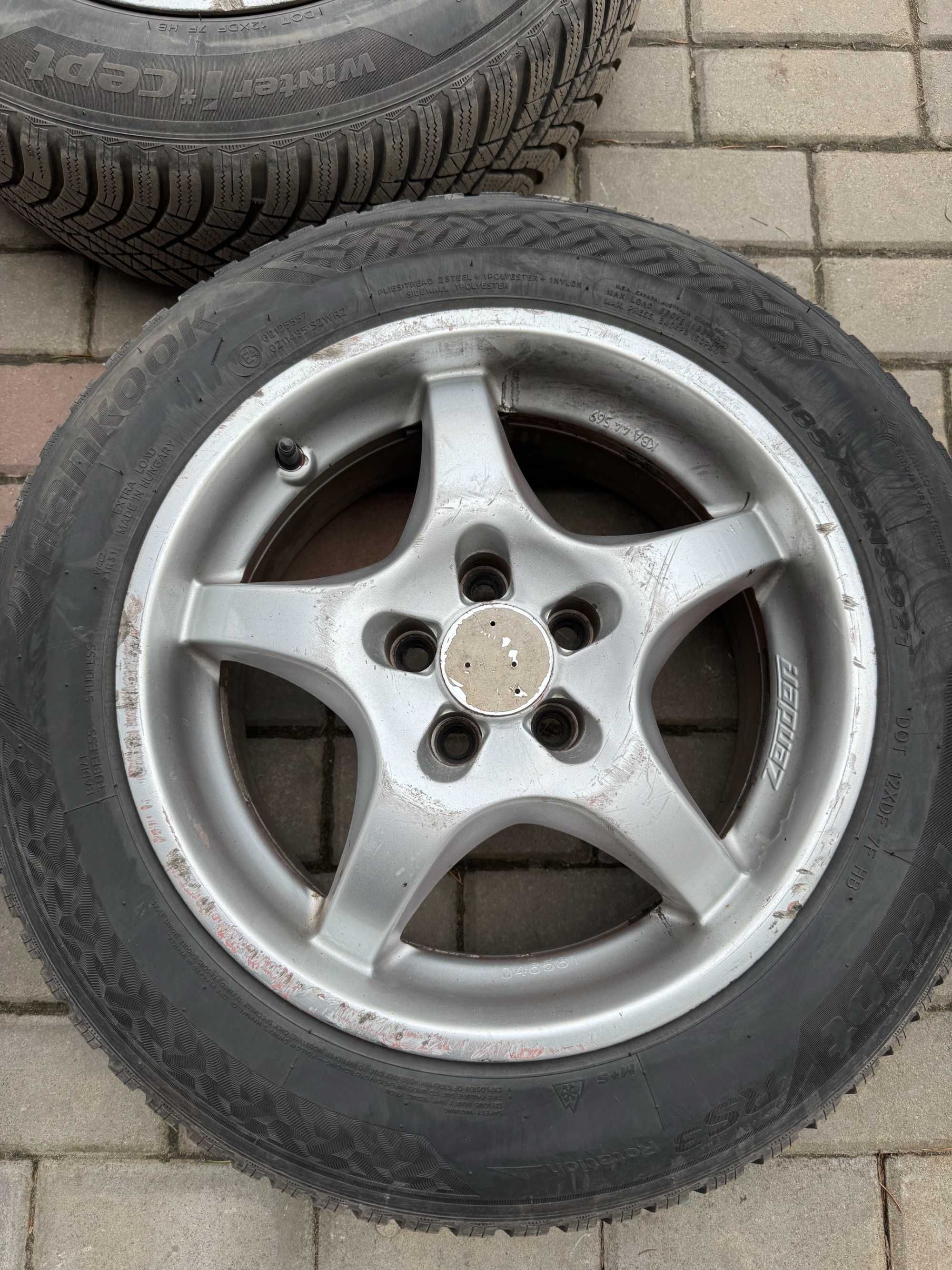 Зимняя резина шины Hankook Winter I*Cept RS3 185/65R15 92T колеса