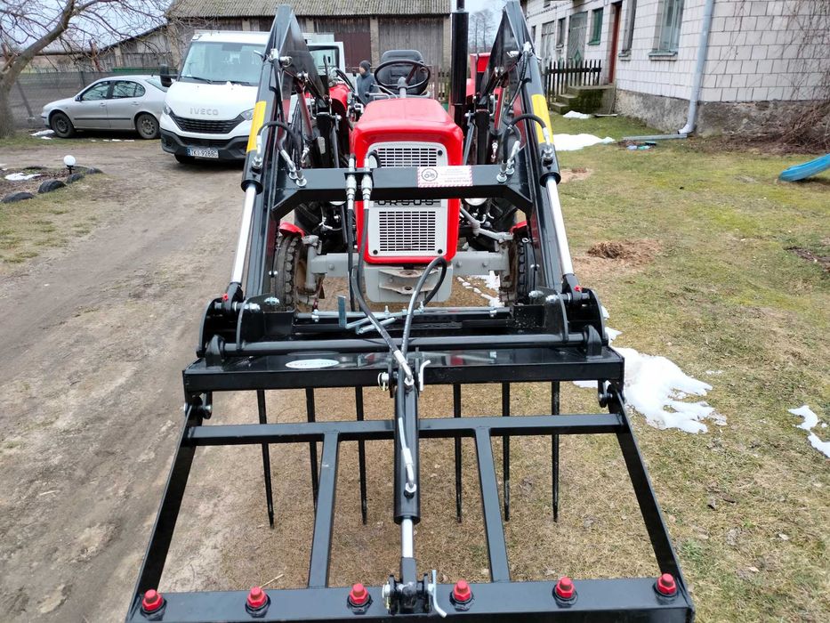 Ładowacz czołowy AM-30E 3-sekcyjny, Euro-ramka firmy Agromax