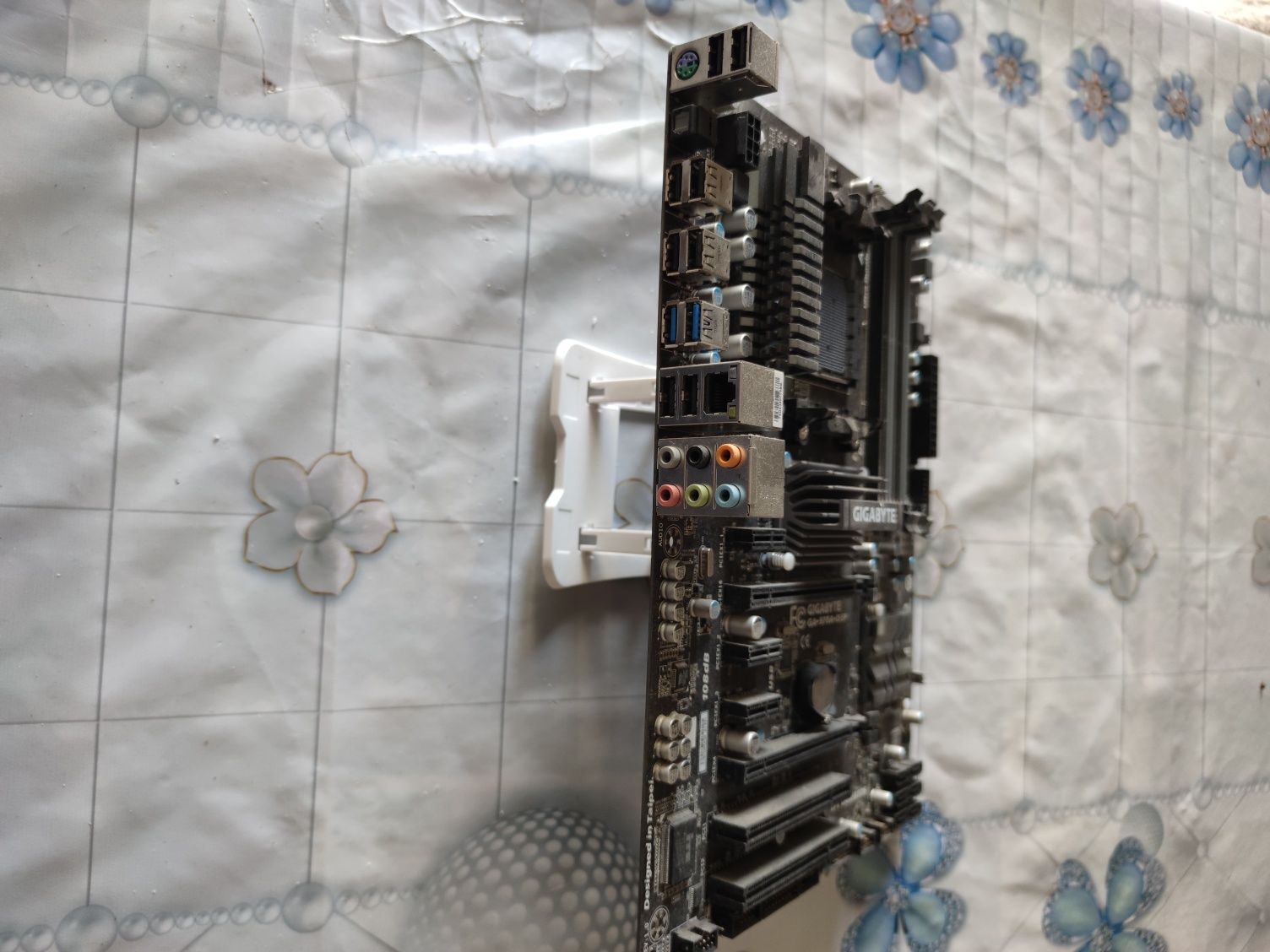 Gigabyte GA-970A-D3P rev.1.0