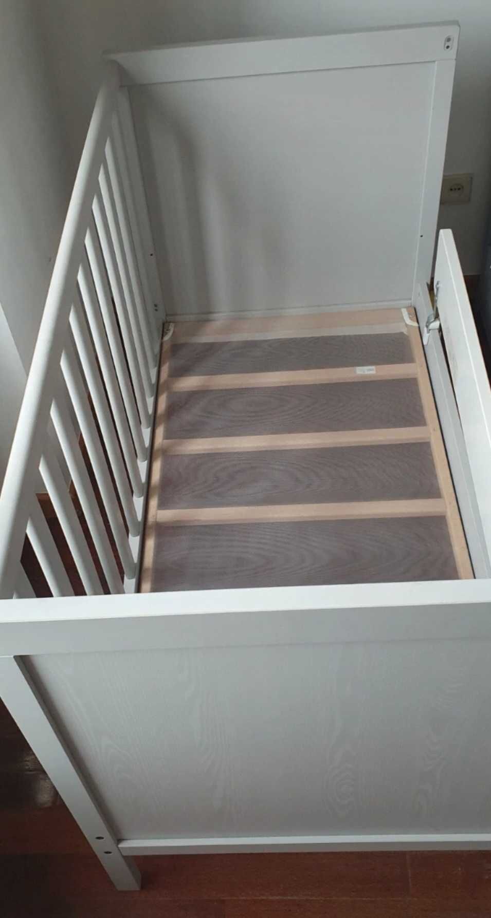 cama de bebé/criança