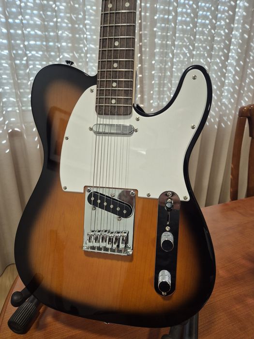 Guitarra elétrica Telecaster Squier Fender