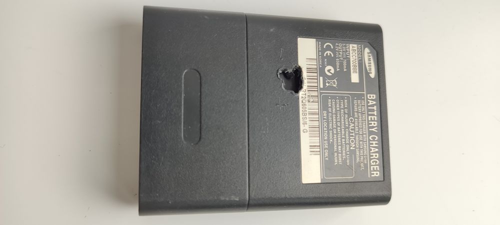 Зарядное устройство для аккумуляторов Samsung