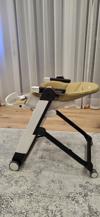 Peg Perego стільчик для годування
