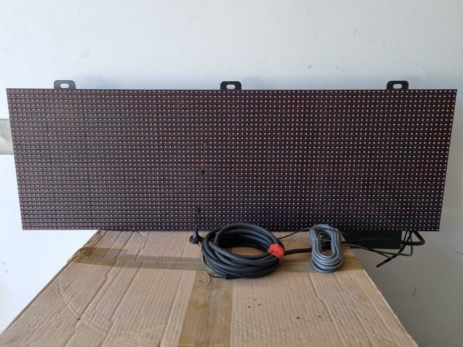 Reklama Red 96x32 czerwona z USB i WIFI