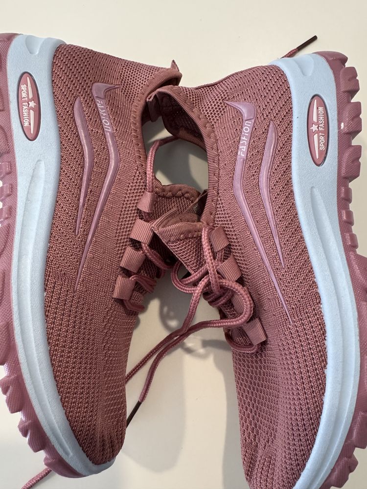 Tenis nunca usado
