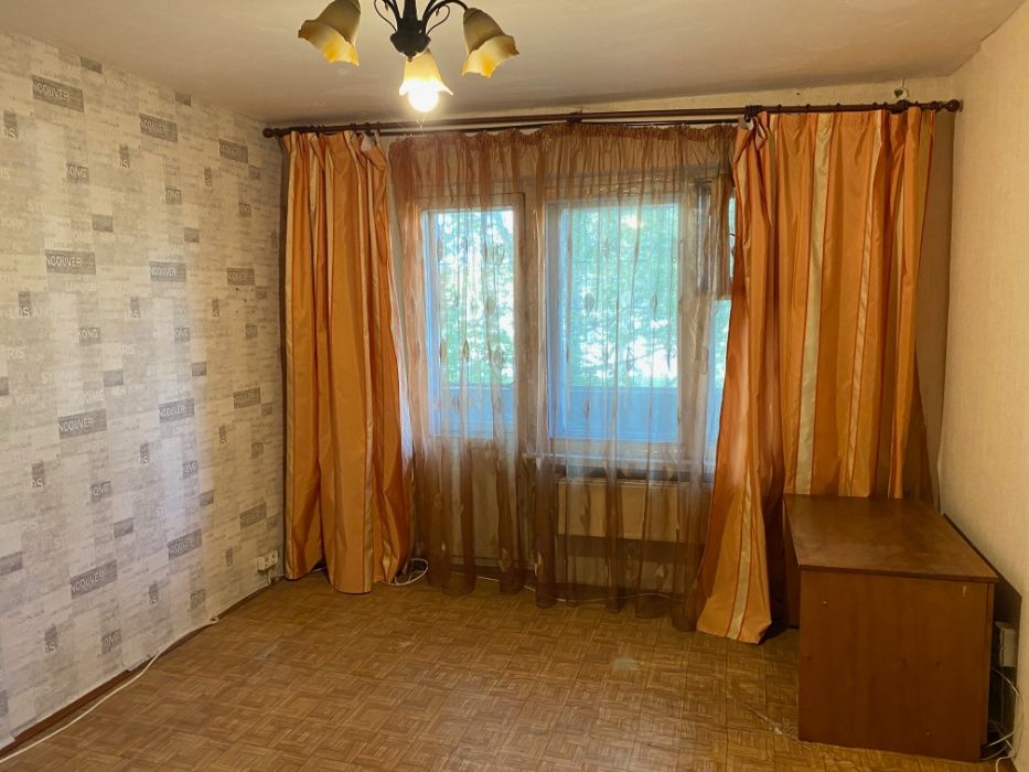 Продам 1 комнат.квартиру в центр.части Борисполя, ул.В.Мамотова,48,без