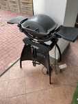 Grill elektryczny Q 1400 ze stojakiem WEBER