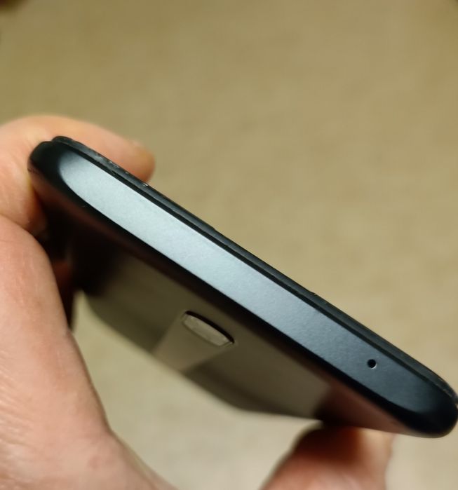 Xiaomi Redmi 8A 3/32Gb в рабочем состоянии