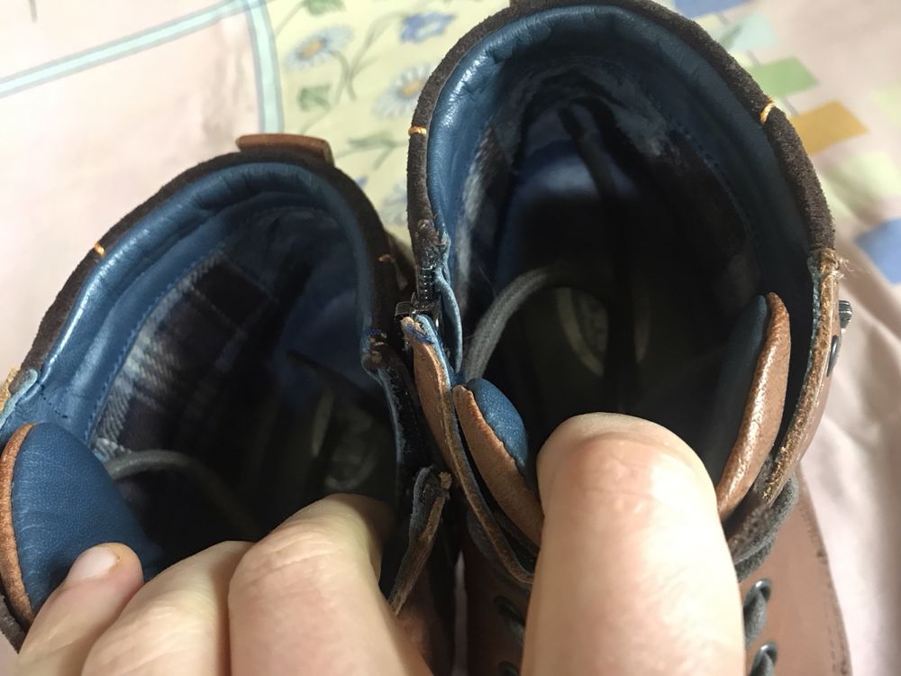 Стильные кожаные зимние ботинки AM. Размер 43 / 28.5 см
