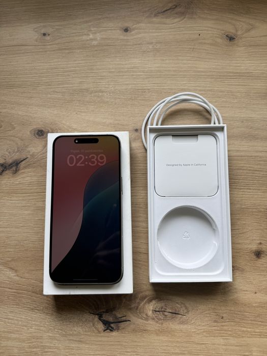 iPhone 15 Pro Max Natural Titanium o pojemnosci 256gb 85% kondycji bat