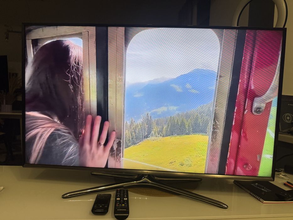 Wifi youtube Netflix Samsung ue43j5500 супер тв показуэ якісно