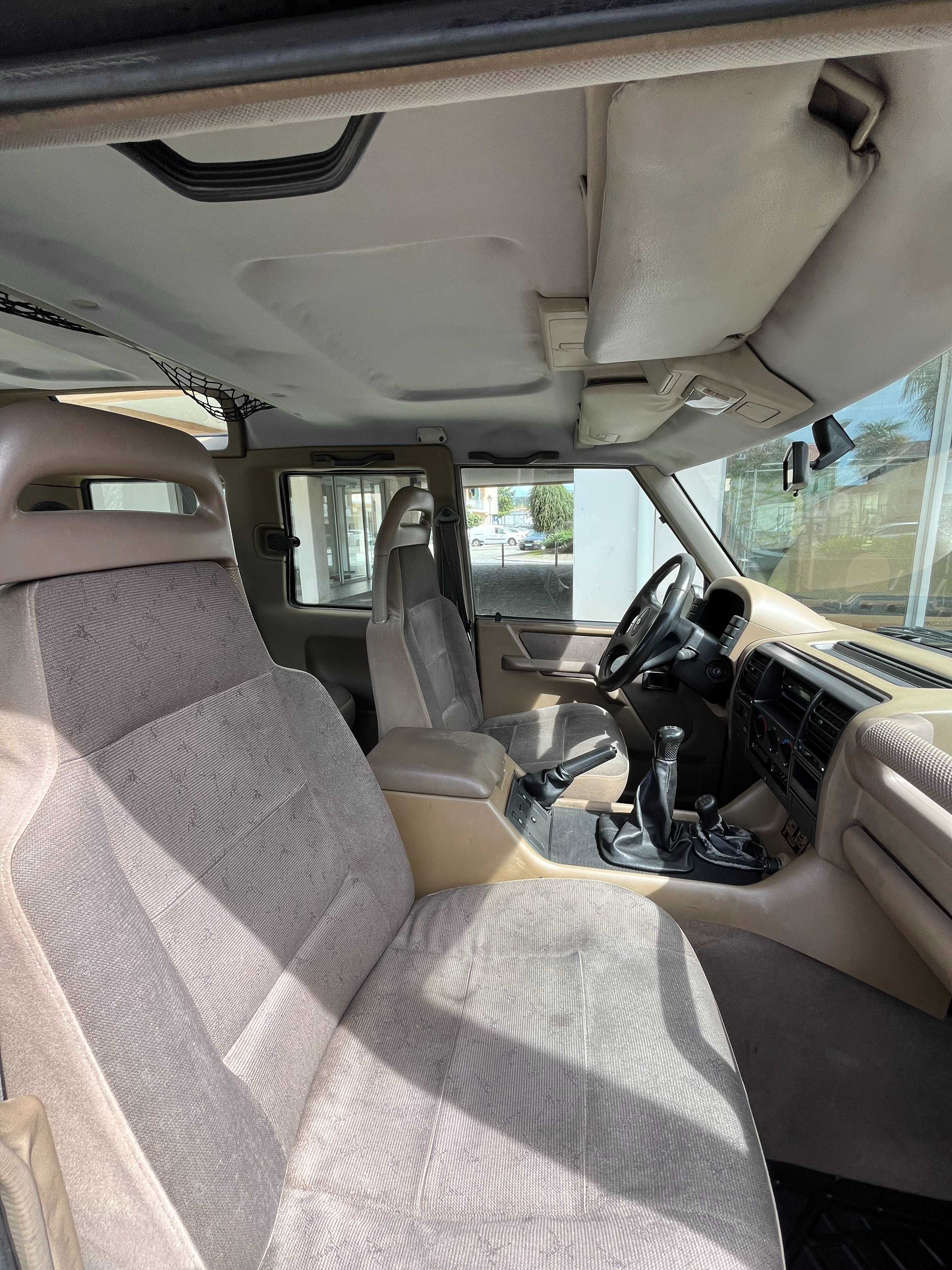 LAND ROVER Discovery