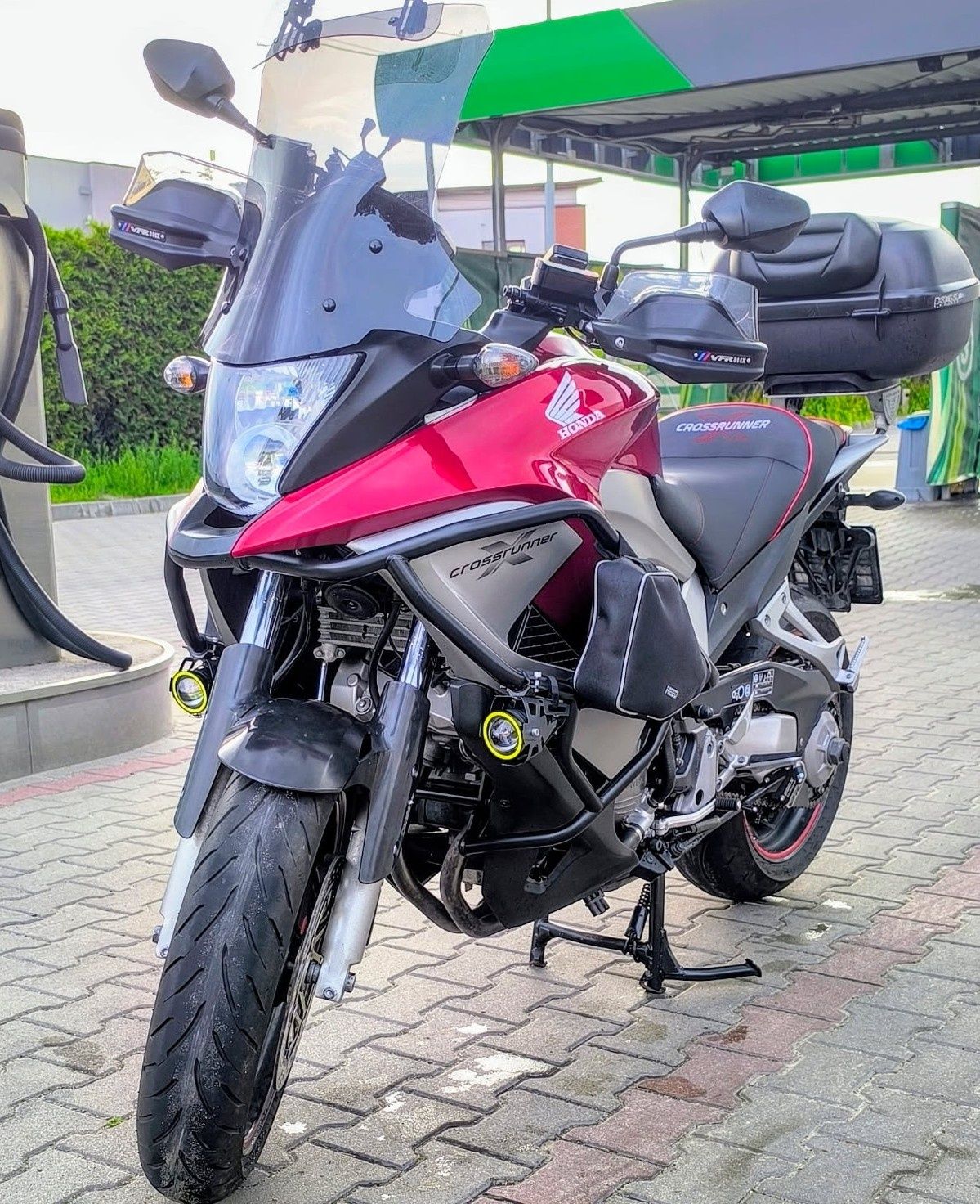 Sprzedam Hondę VFR 800 crossrunner