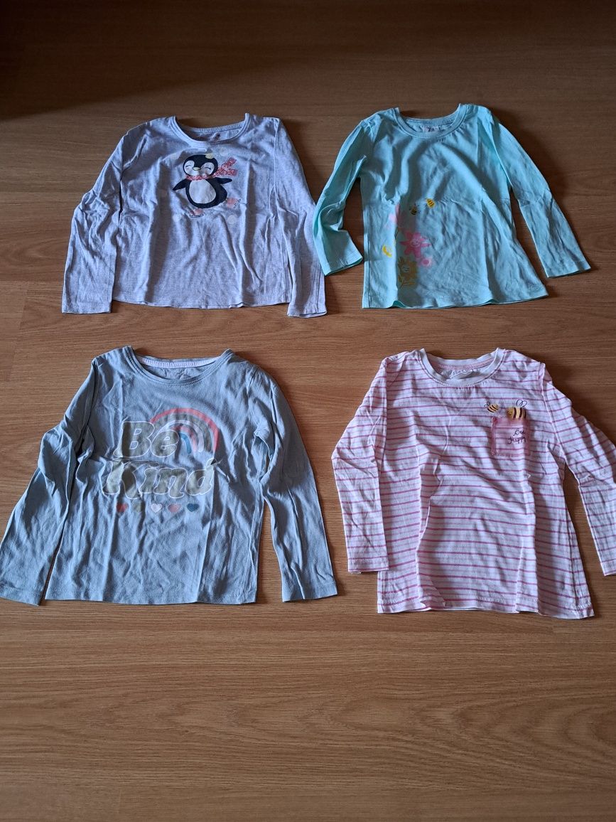 Vendo t shirts tamanho 110
