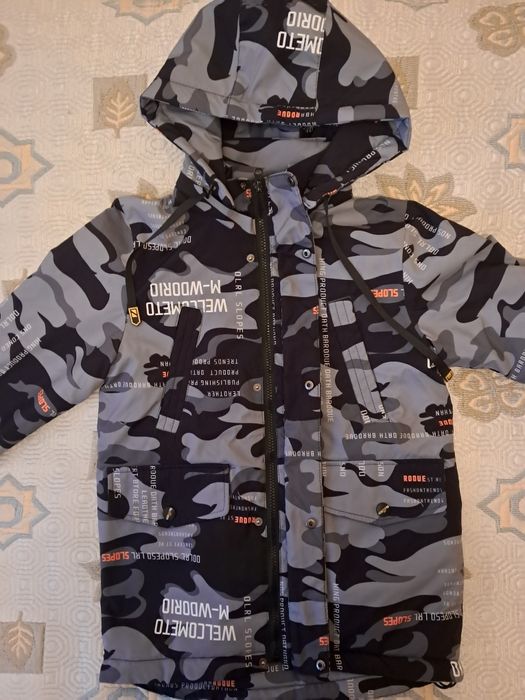 Дитяча куртка демісезон для хлопця,ріст 146см