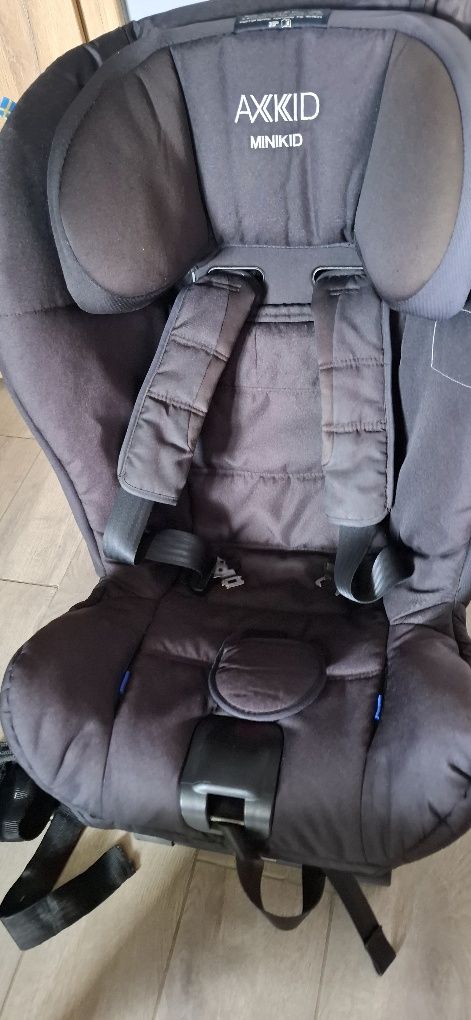 Fotelik axkid minikid 2.0