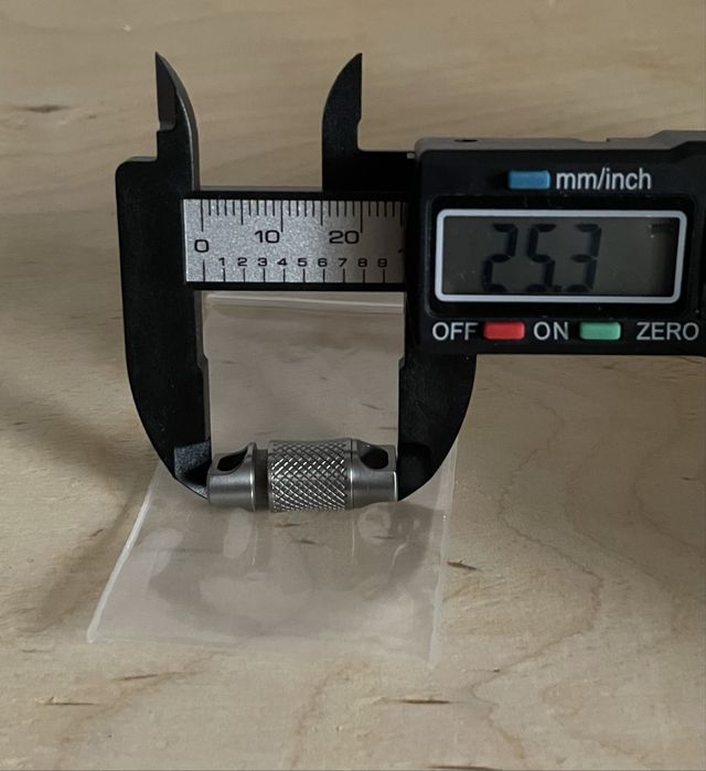 Швидкозʼємний титаноний карабін + ПОДАРУНОК!