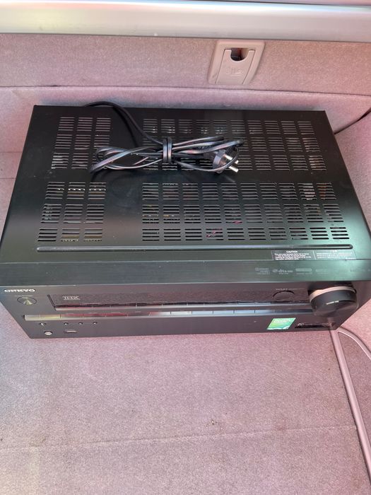 Amplituner Onkyo tx nr616