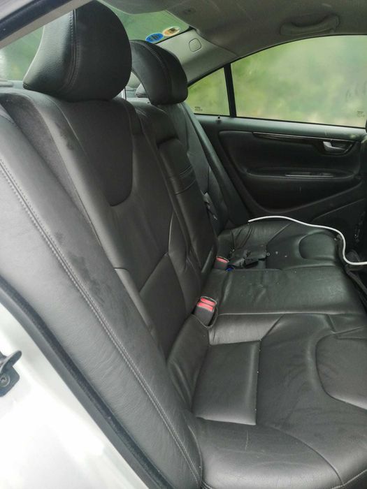 Carro Volvo S60 de 2001 para peças