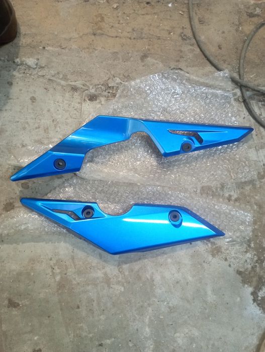 Нижний пластик GSR 750