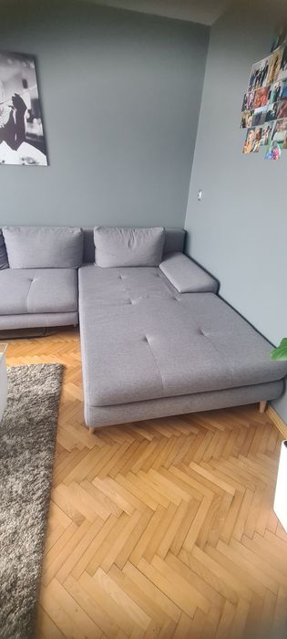 Kanapa narożna dużą Szara   rok użytkowana a