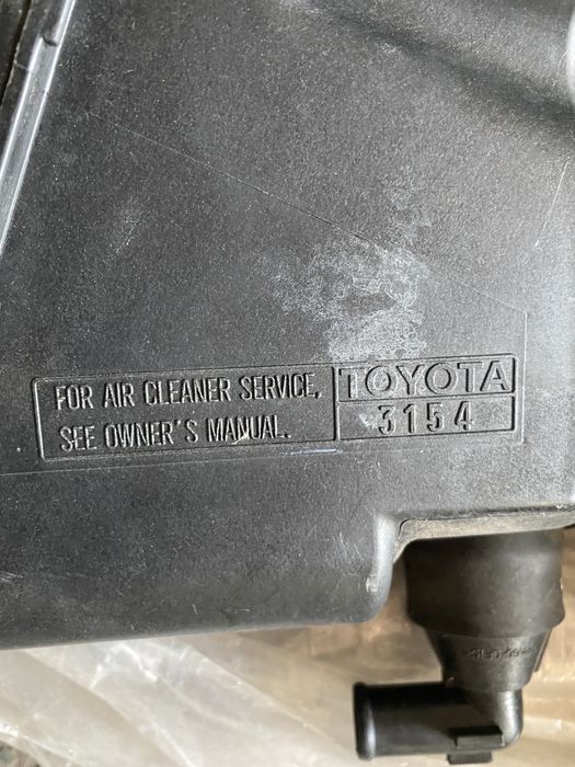 Корпус воздушного фильтра toyota fj cruser