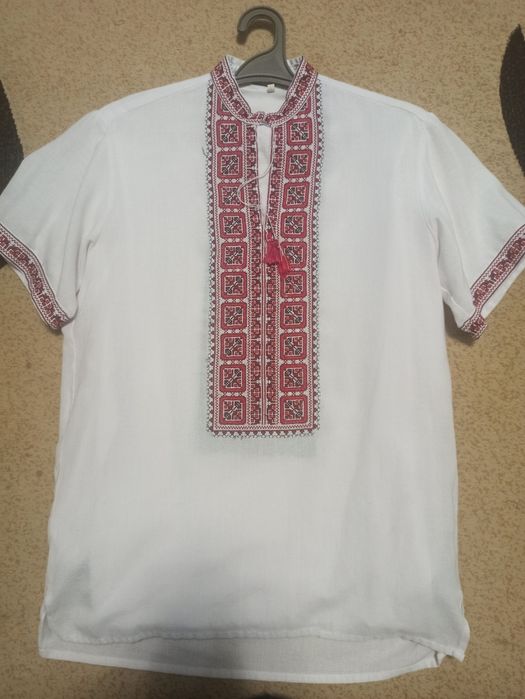 Вишита сорочка чоловіча
