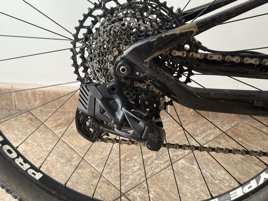 Bicicleta BTT suspensao total