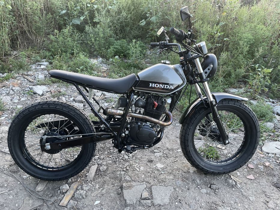 Продам мотоцикл HONDA FTR 223