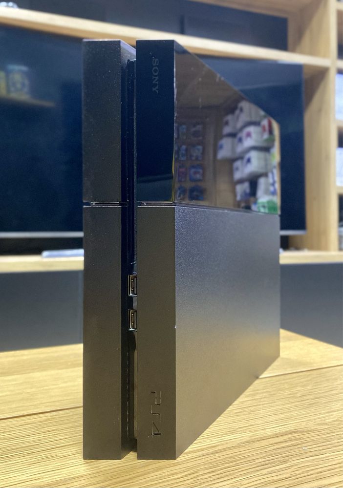 PlayStation 4 Fat 1TB (ГАРАНТІЯ 12 МІСЯЦІВ)