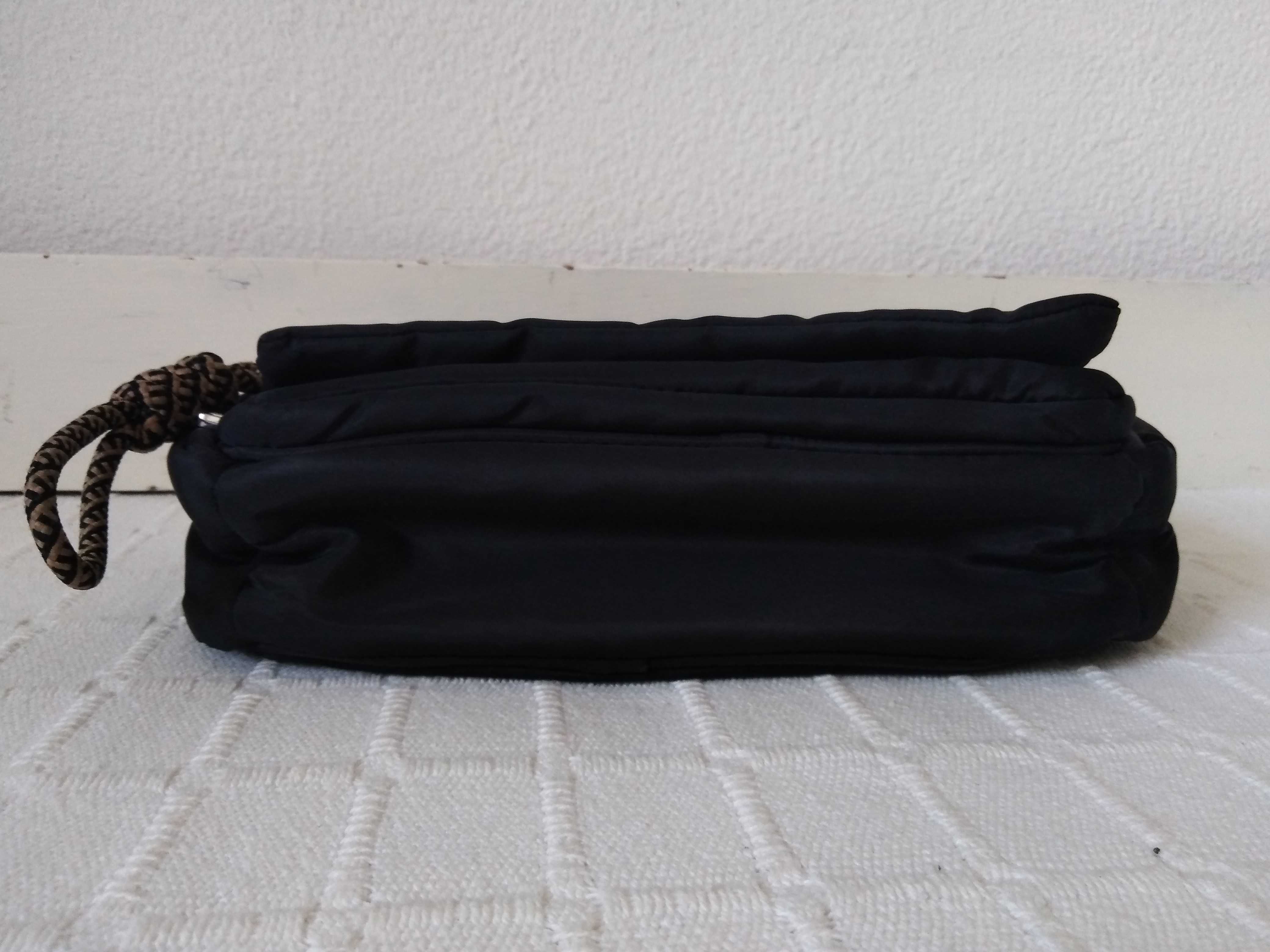 Bolsa Negra e Amarela Parfois