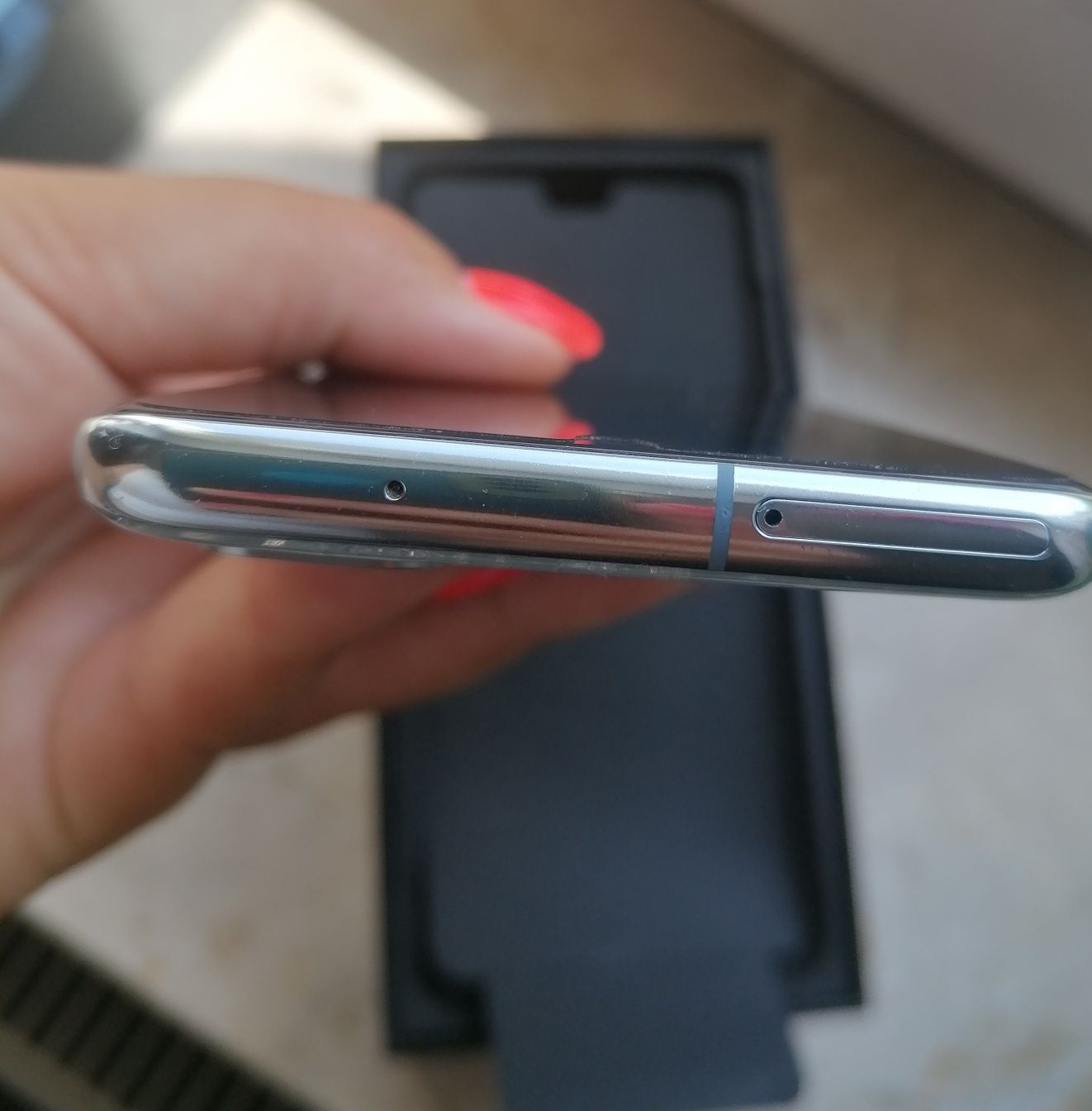 Samsung Galaxy s20 uszkodzony