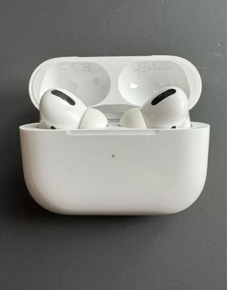 AirPods Pro як нові