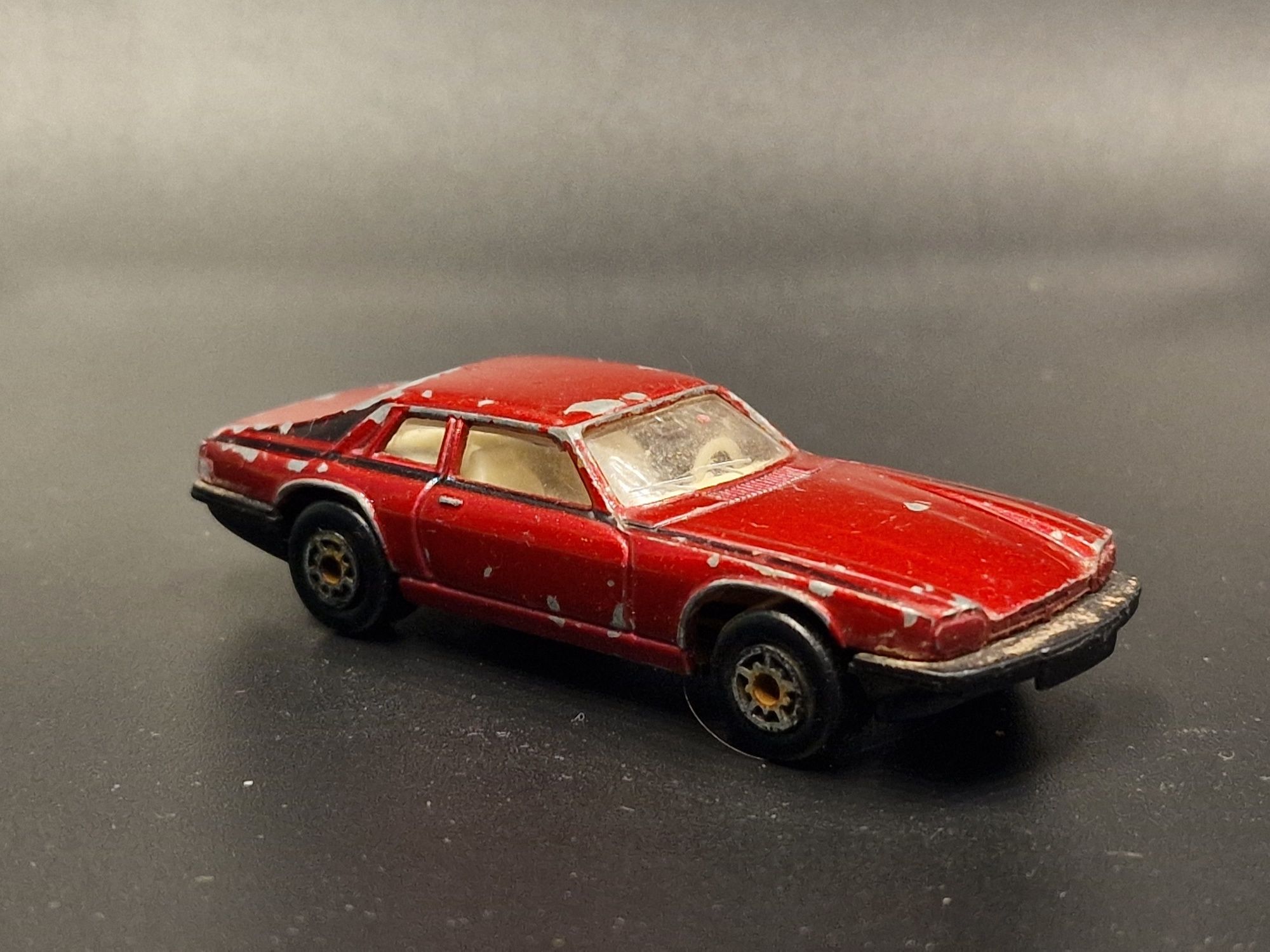 MC TOY Jaguar XJ- S V12