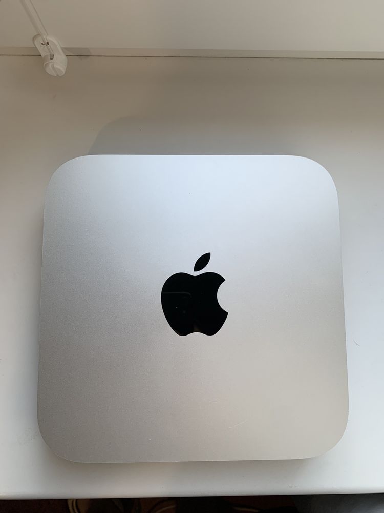 Mac Mini (Late 2014) Intel Core i5 2.6 GHz 16Gb DDR4 SSD 512 Gb
