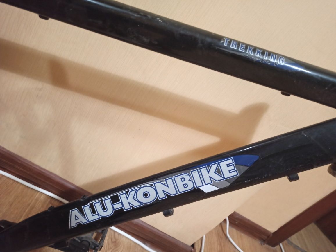 ALU-KONBIKE Trekking 26* М ( 170 - 180 см )