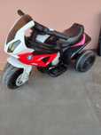 Moto elétrica para criança