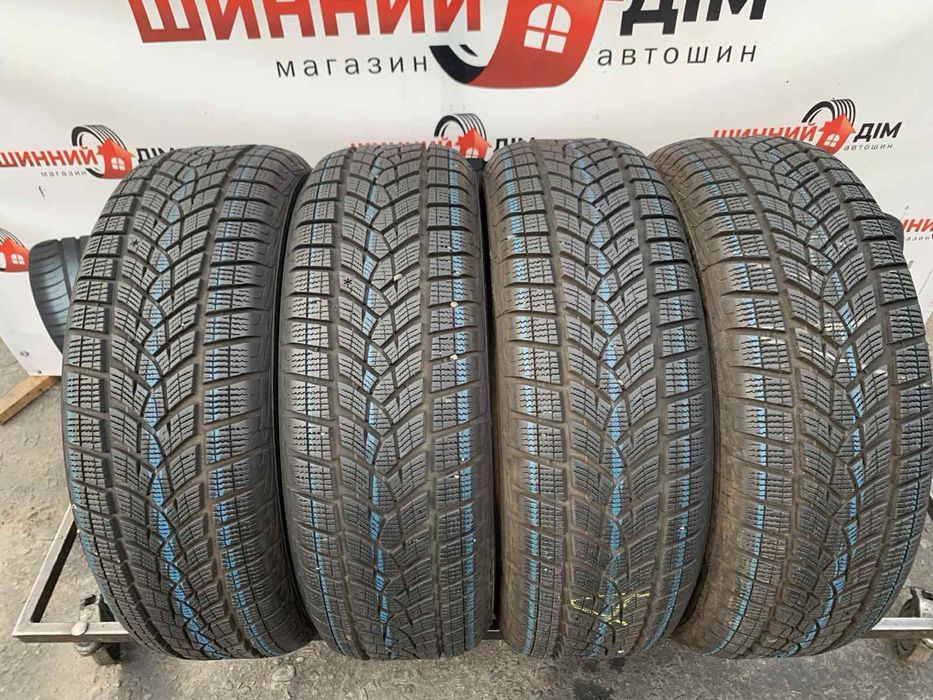 Шини 215/65 R17 Goodyear зима, 2021р 7,4мм