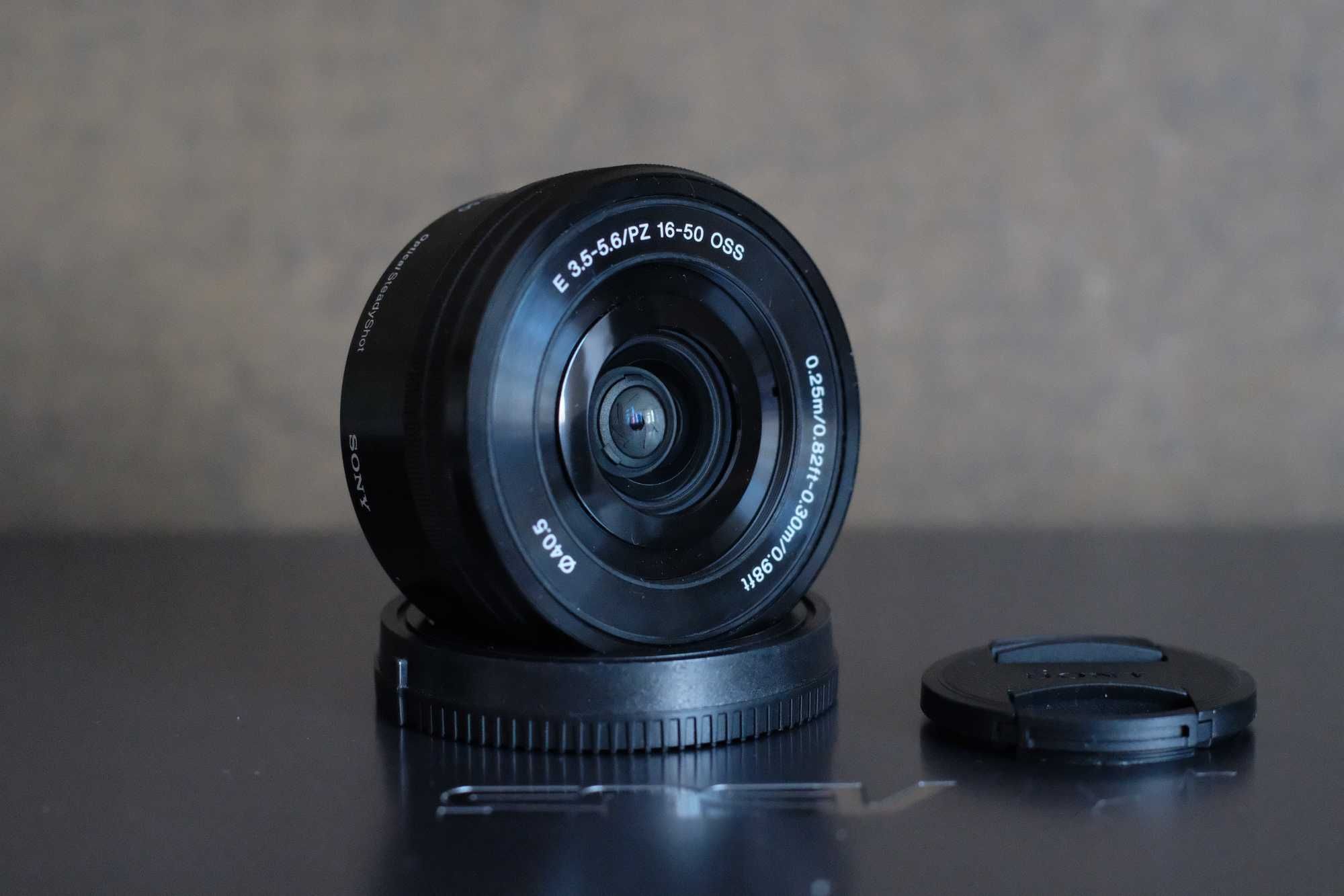 Объектив Sony 16-50mm f/3.5-5.6 для камер NEX  байонет E-mount