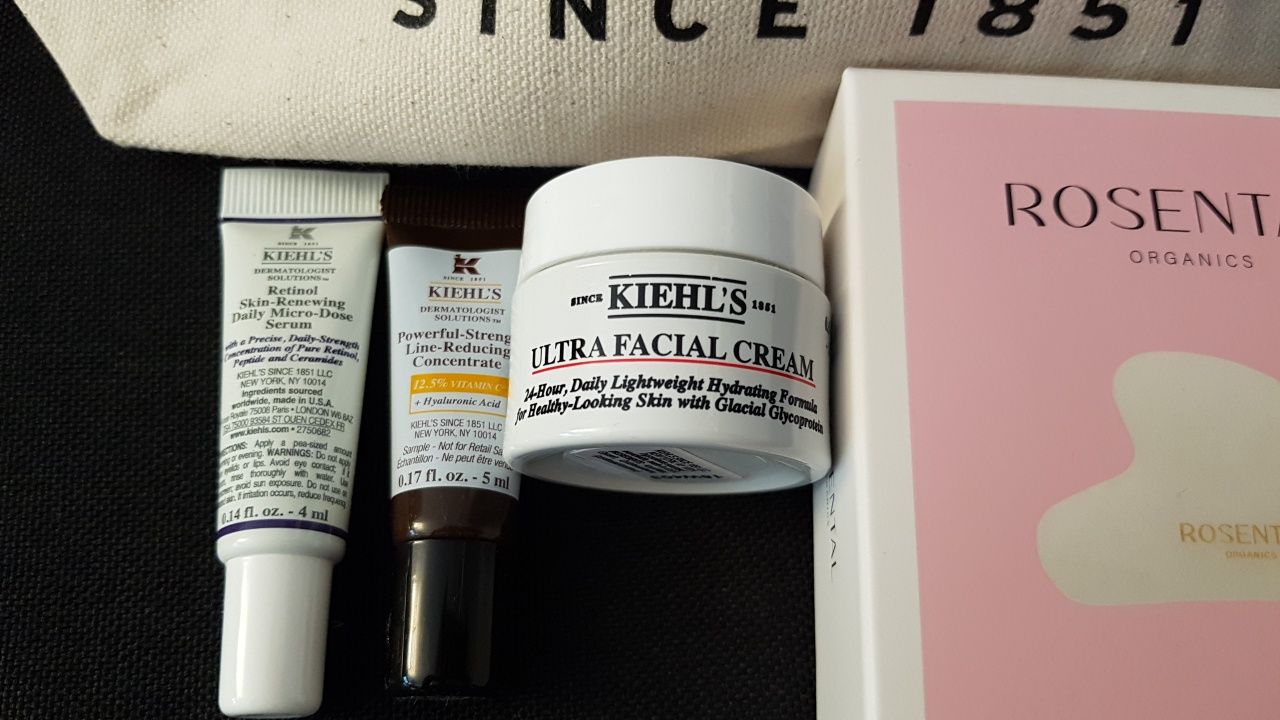 Подарочный набор с косметичкой KIEHL'S оригинал.